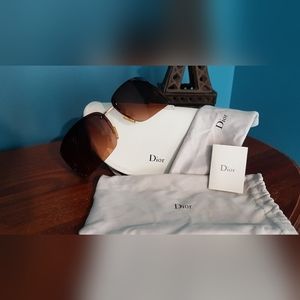 Dior Gold Shield Quadrille sunglasses